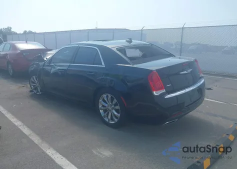 2019 Chrysler 300 Touring L Awd from USA, damaged, VIN 2C3CCARG2KH536994